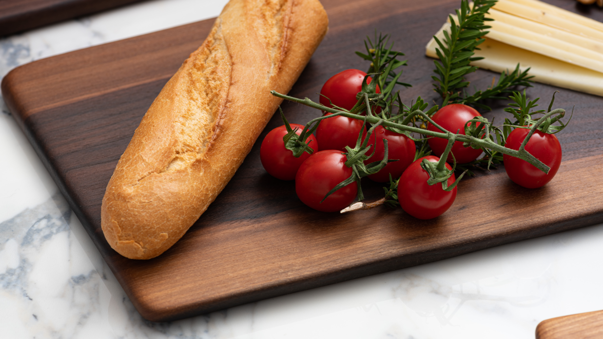 CG Serving Board